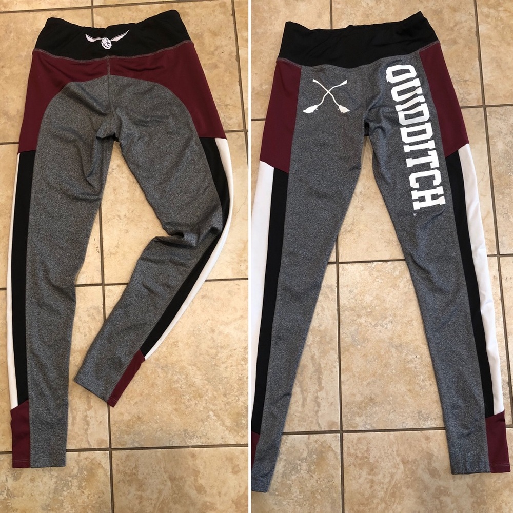 Harry Potter Quidditch Leggings /Yoga Warner Bro